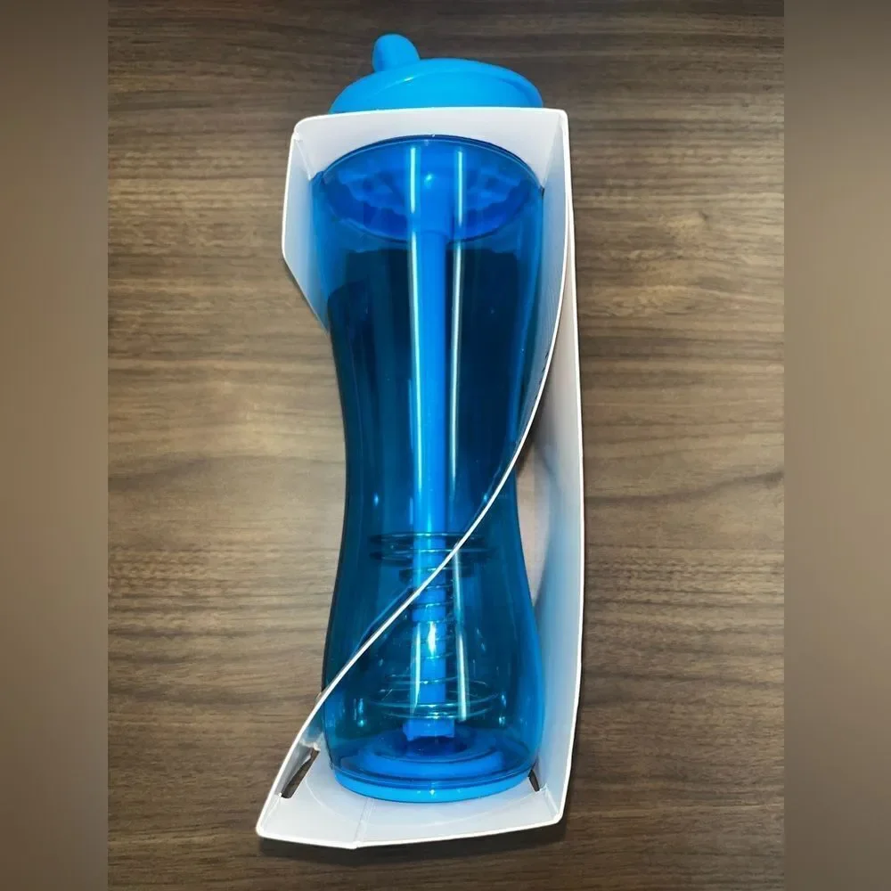 NWT Trimr Water + Protein Shaker Bottle Sip Straw Chug Spout Blue Royal Workout